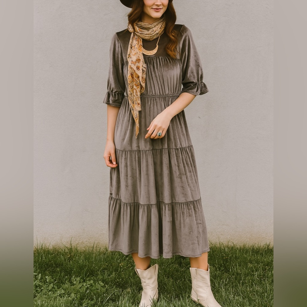 Cedar & Gold Velvet Grey Chrome Tiered Long Maxi Dress sz L Cottage Prairie Boho